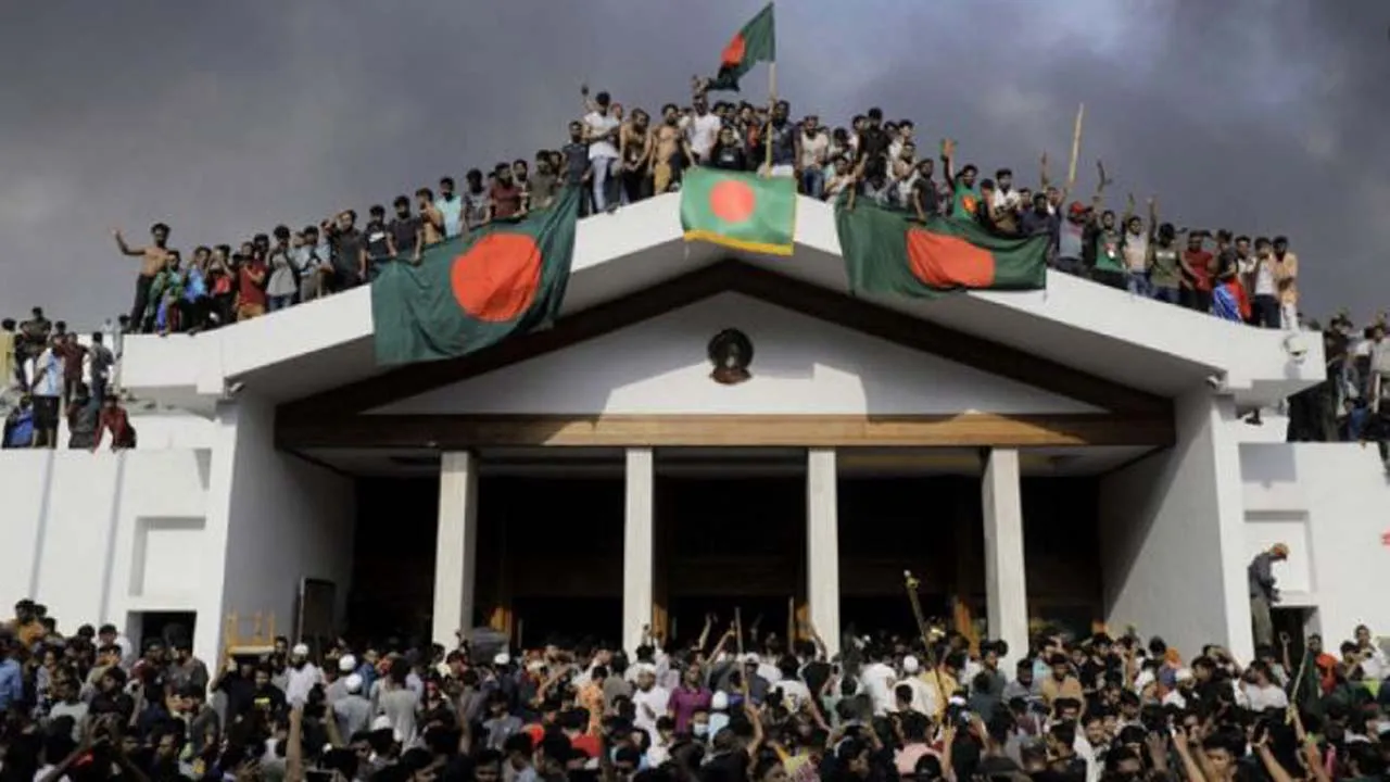 সংস্কারগুলোকে কি হত্যা করছে বাংলাদেশ