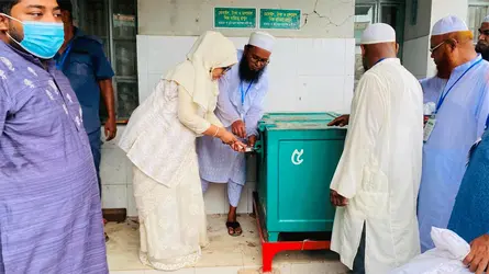 পাগলা মসজিদের দানবাক্সে এবার ৪৩ বস্তা টাকা, চলছে গণনা