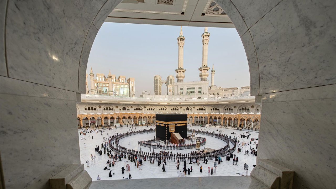 Kaaba-Sharif-washing-completed
