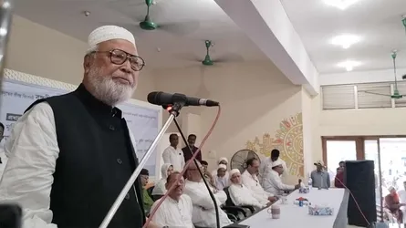 আল্লাহর রহমতে জনগণের দ্বারা শেখ হাসিনার পতন হয়েছে : কাদের সিদ্দিকী
