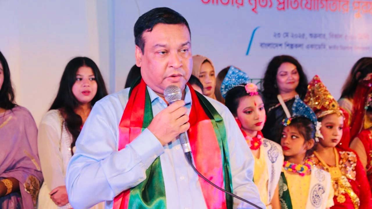 বিজাতীয় সংস্কৃতিকে ছুড়ে ফেলে সুস্থ সাংস্কৃতিক চর্চা করতে হবে