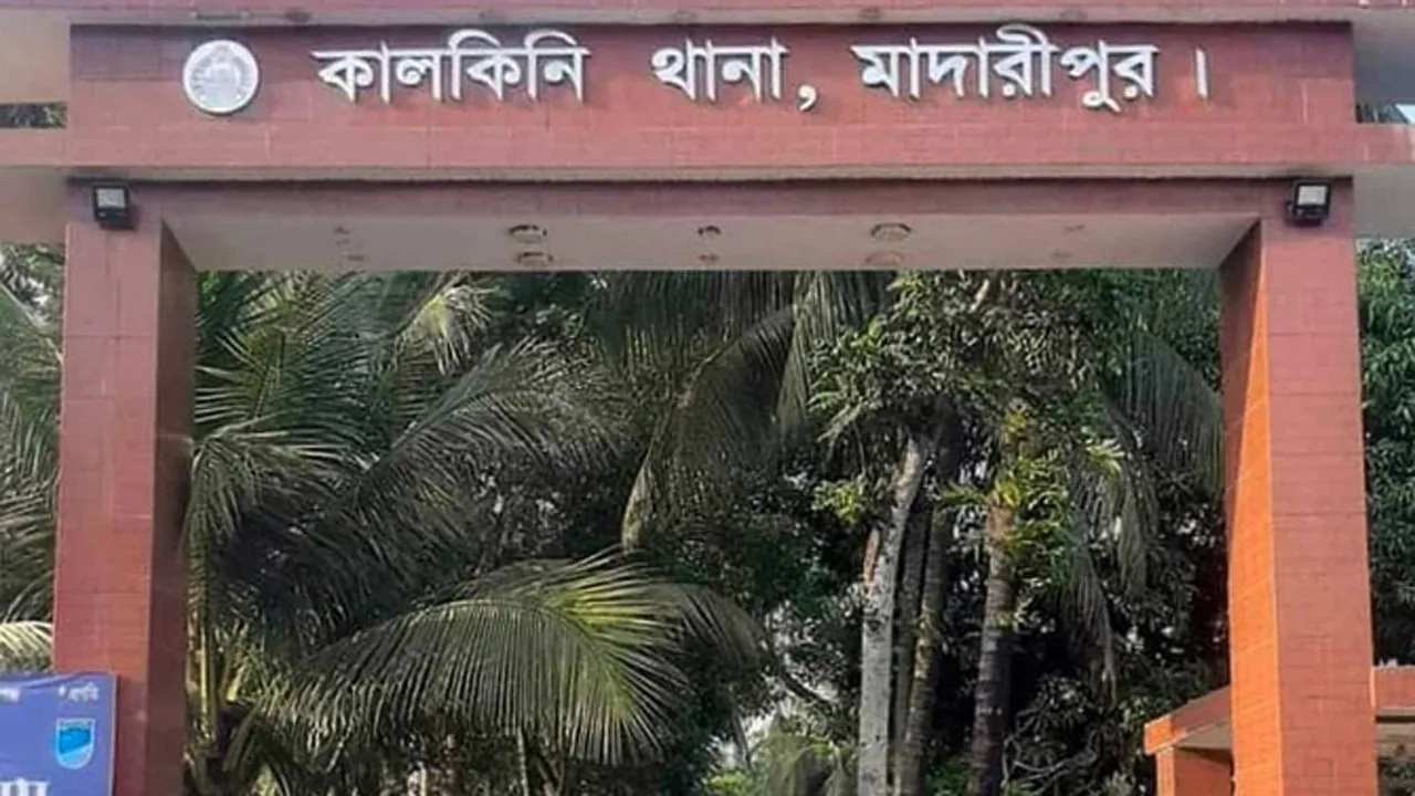 কালকিনিতে পানিতে ডুবে শিশুর মৃত্যু