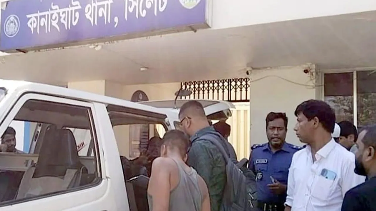কানাইঘাটে বাড়িতে ঢুকে পিটিয়ে ও কুপিয়ে ১ ব্যক্তিকে হত্যা