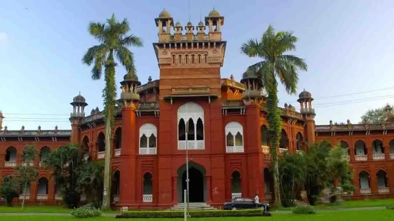 বিশ্ববিদ্যালয়গুলোর গবেষণার অর্থ ব্যয়ের কর্তৃত্ব নিয়ে কী হচ্ছে