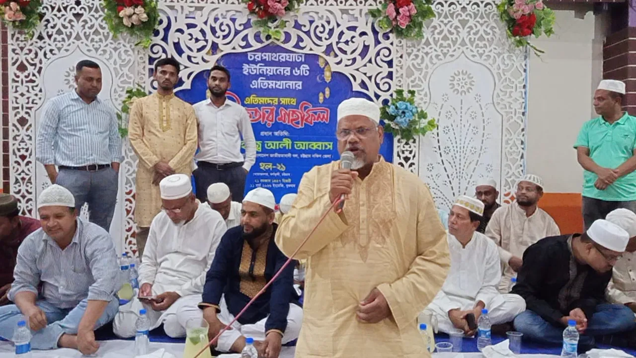 কর্ণফুলীতে এতিম হাফেজদের নিয়ে দুরন্ত দুর্বারের  ইফতার মাহফিল