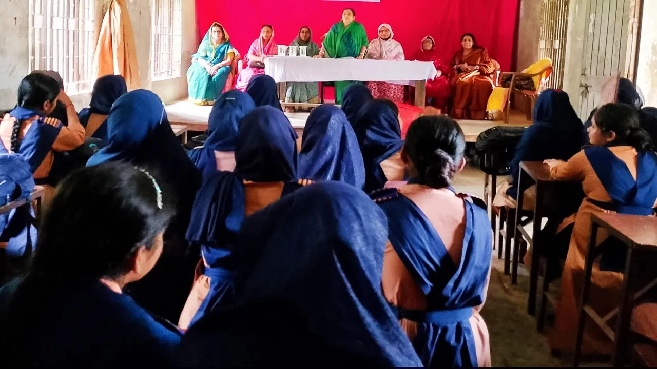 কাউখালীতে বাল্যবিয়ে প্রতিরোধে সচেতনতামূলক সভা