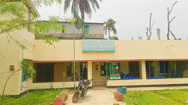 কাউখালী ভূমি অফিসে চুরি
