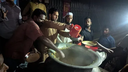 খাগড়াছড়িতে আকস্মিক বন্যা, খাদ্য সহায়তায় এগিয়ে এসেছে জামায়াত
