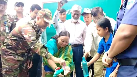 সেনাপ্রধানের উদ্যোগে খাগড়াছড়ির দুর্গম এলাকায় সুপেয় পানির ব্যবস্থা