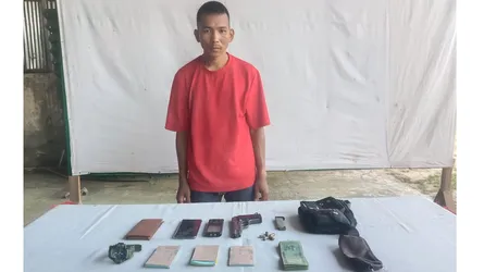 পানছড়িতে অস্ত্রসহ আটক এক