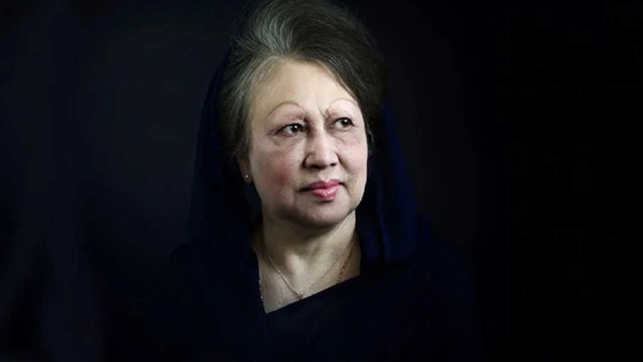 Khaleda-Zia.--Black-Shari-jpg