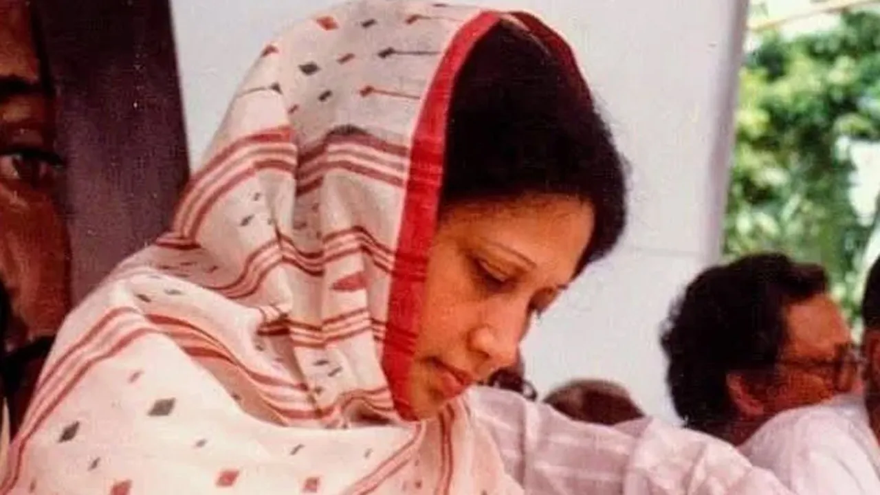 খালেদা জিয়ার মৃত্যুতে নিজ জেলা ফেনী জুড়ে শোক