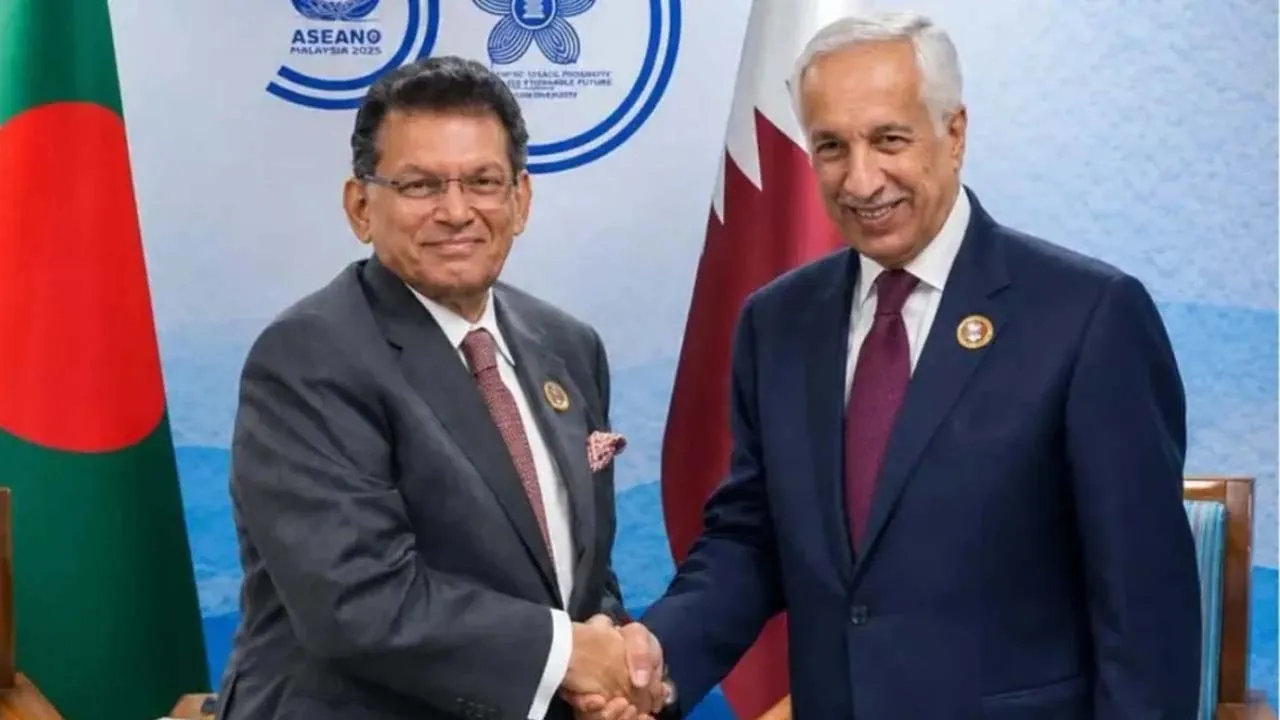বাংলাদেশে বিনিয়োগের আহ্বান জানিয়ে কাতারের আমিরকে প্রধানমন্ত্রীর চিঠি