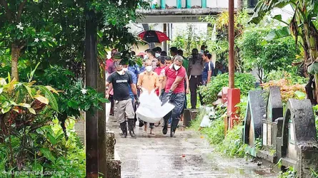 খুলনায় ৫ মাস পর কবর থেকে বিএনপি নেতার লাশ উত্তোলন