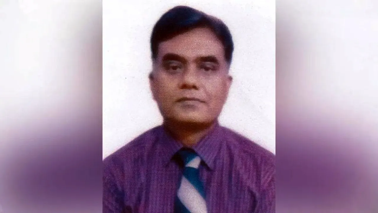 খুলনা জেলা শিক্ষা কর্মকর্তার মৃত্যু নিয়ে ধুম্রজাল