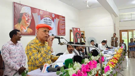 জাতীয় কবি নজরুল ইসলামকে সাংবিধানিক স্বীকৃতির দাবি