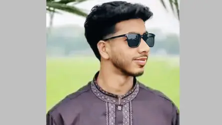 পাকুন্দিয়ায় অটোরিকশা-মোটরসাইকেলের মুখোমুখি সংঘর্ষে নিহত ১