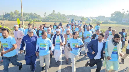 পাকুন্দিয়ায় মনোনীত এমপি প্রার্থীদেরকে নিয়ে সম্প্রীতির ম্যারাথন দৌড় অনুষ্ঠিত