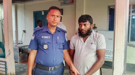 নারীকে উত্যক্ত করায় বখাটের জেল-জরিমানা
