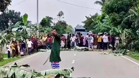 পাকুন্দিয়ায় পৃথক ২ সড়ক দুর্ঘটনায় ব্যবসায়ী নিহত