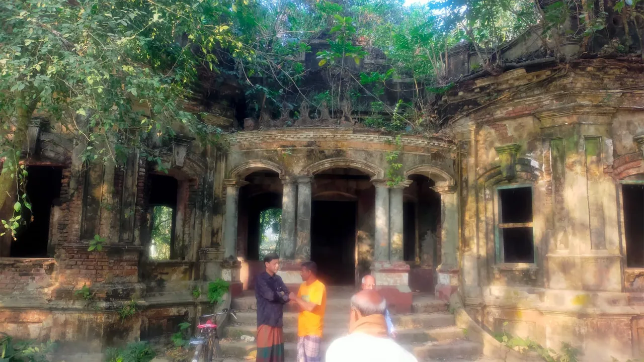 পাকুন্দিয়ায় জমিদার বাড়ির সম্পত্তি প্রত্নসম্পদ তালিকাভুক্ত করার অভিযোগ