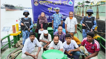 কর্ণফুলীতে চার হাজার লিটার ডিজেলসহ আটক ৯