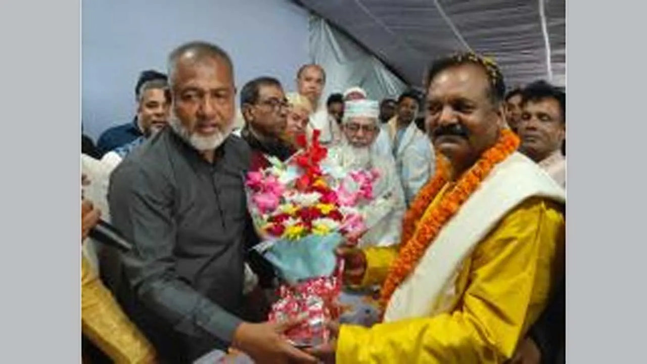 কোটালীপাড়ায় নবনির্বাচিত এমপি জিলানীকে সংবর্ধনা