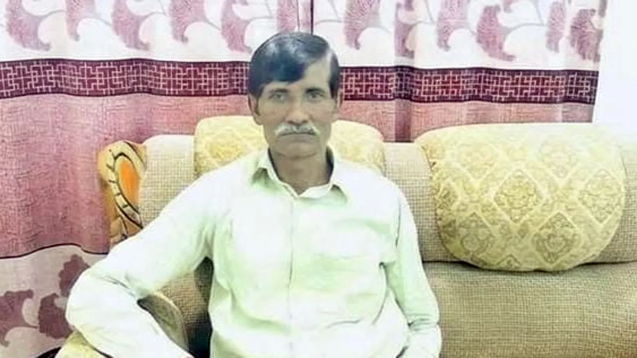 ফেনীতে যুবদলকর্মীকে অপহরণ করে চাঁদাবাজি, কৃষকদলের সভাপতি বহিস্কার