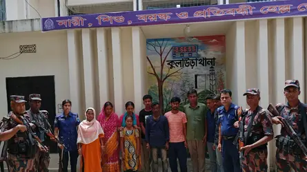 কুলাউড়ায় সীমান্তে ১০ বাংলাদেশীকে পুশইন বিএসএফের