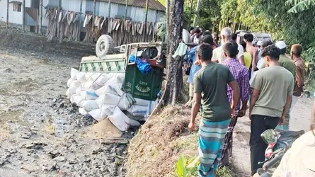 ভূরুঙ্গামারীতে বস্তাবোঝাই নসিমন উল্টে চালক নিহত