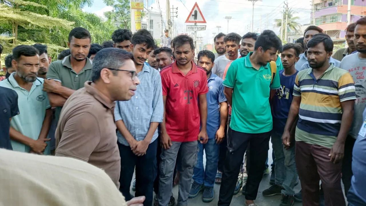 অগ্রণী ব্যাংকের ২ কর্মকর্তা সাময়িক বরখাস্ত