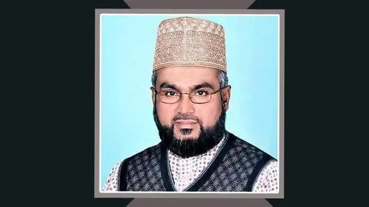 বক্তব্য দেয়ার সময় কুষ্টিয়া জেলা জামায়াতের আমির আবুল হাশেমের ইন্তেকাল
