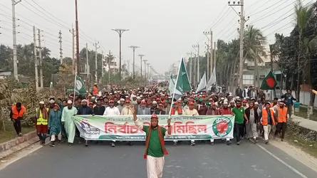 কুষ্টিয়ায় মুফতি আমির হামজার নির্বাচনী গণমিছিল ও সমাবেশ