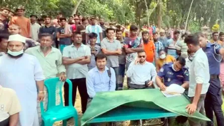 আদালতের নির্দেশে ভেড়ামারায় কবর থেকে নারীর লাশ উত্তোলন
