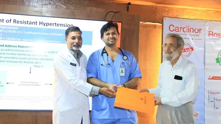লাবএইড হাসপাতালে বিশ্ব উচ্চ রক্তচাপ দিবস পালন