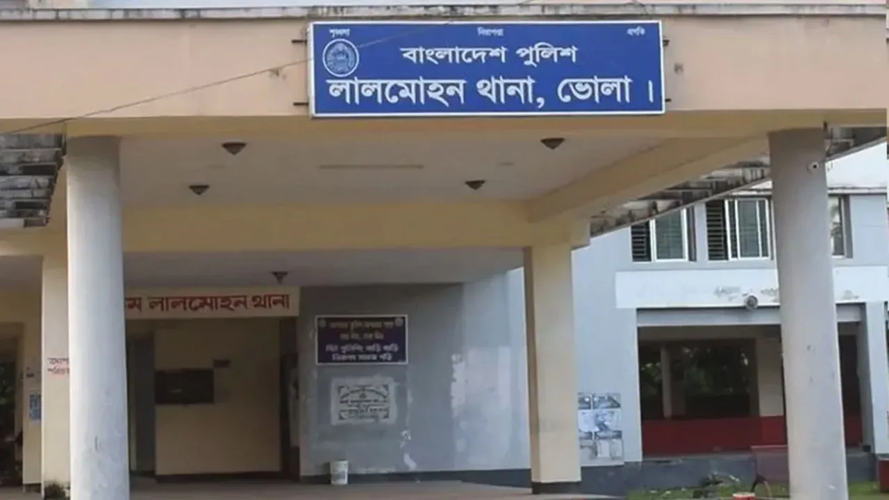 লালমোহনে শিশুর ঝুলন্ত লাশ উদ্ধার