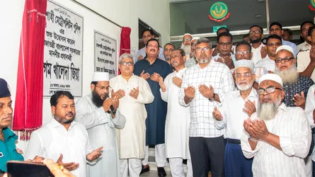 খালেদা জিয়া আজীবন গণতন্ত্রের জন্য আন্দোলন করেছেন : ভূমিমন্ত্রী