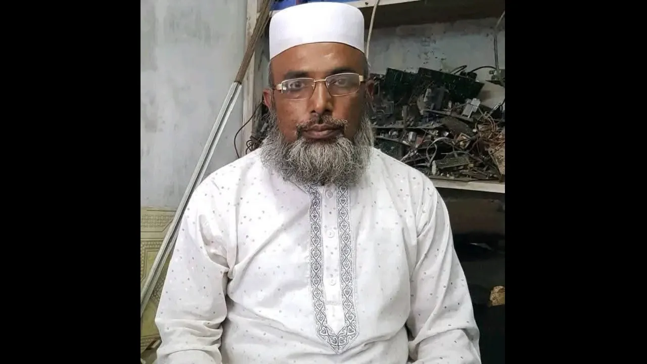 উজিরপুরে মাইক্রোবাসের ধাক্কায় জামায়াত নেতা নিহত