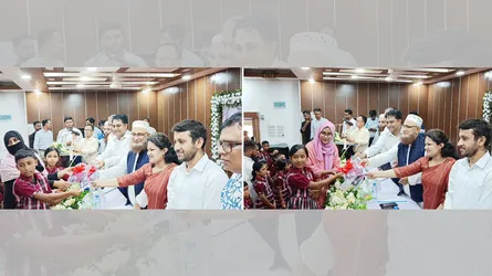 রায়পুরে শিক্ষার্থীদের মাঝে স্কুল ড্রেস ও শিক্ষা উপকরণ বিতরণ