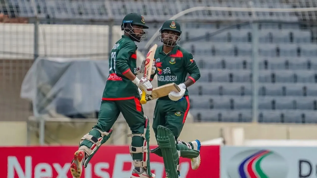 শুরুর ধাক্কা সামলে চ্যালেঞ্জিং পুঁজি পেল বাংলাদেশ