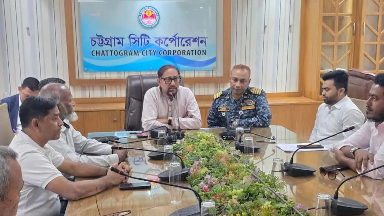 মার্চ থেকে বন্ধ হচ্ছে ডোর-টু-ডোর ময়লা সংগ্রহে ভেন্ডরদের কার্যক্রম