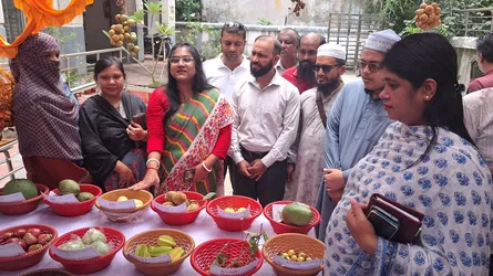 লোহাগড়ায় ৩ দিনব্যাপী ফল উৎসবের উদ্বোধন