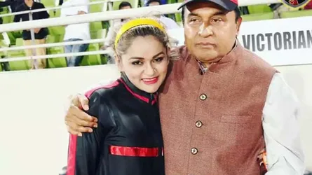 স্ত্রী-কন্যাসহ লোটাস কামালের আয়কর নথি জব্দ