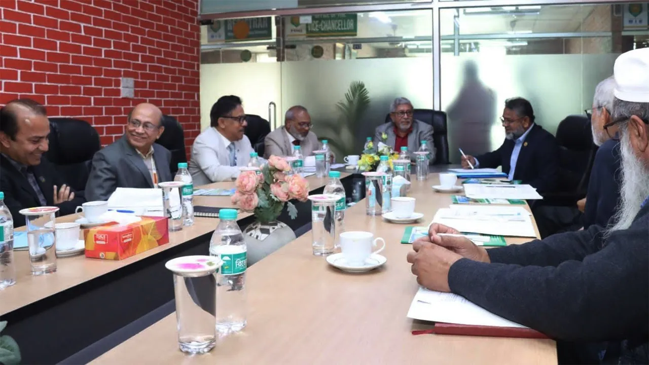 মানারাতে ‘অ্যালায়েন্স অব ইউনিভার্সিটিজ ইন আশুলিয়া’-এর উচ্চপর্যায়ের সভা