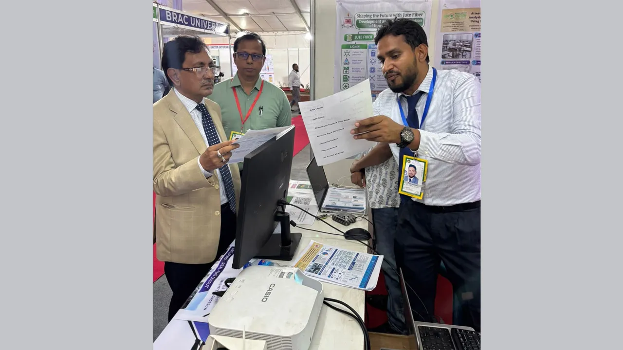 থাইল্যান্ডের এআই ল্যাব পরিদর্শন : ঢাকায় মাভাবিপ্রবির ৬ উদ্ভাবনী প্রকল্পে ভিসির আশাবাদ