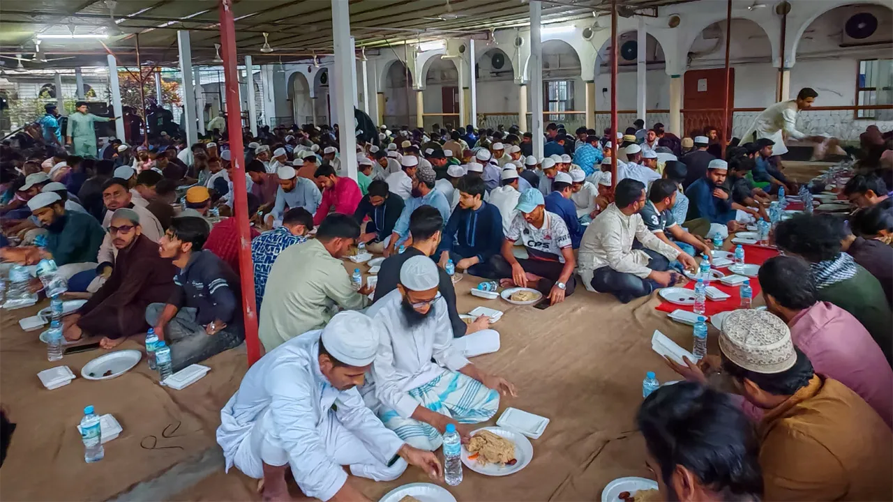 মাভাবিপ্রবিতে আন্তর্জাতিক মাতৃভাষা দিবস উপলক্ষে ছাত্রশিবিরের ইফতার ও দোয়া