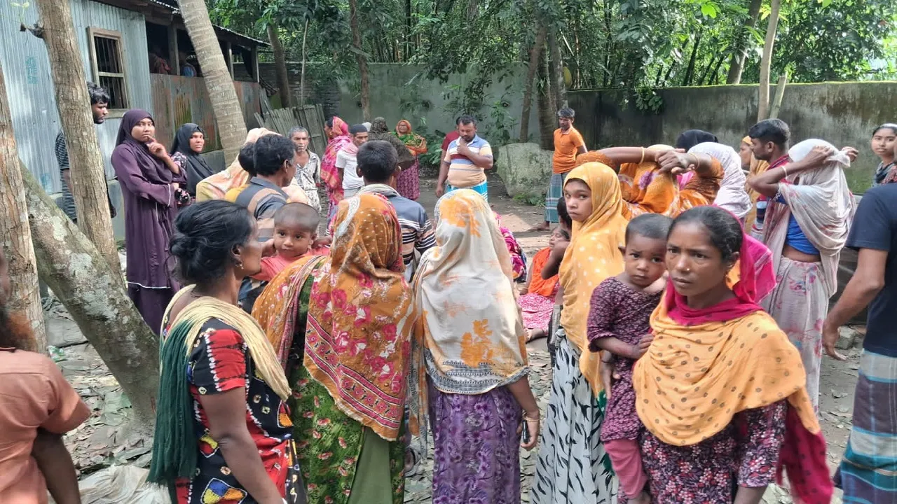 মাদারগঞ্জে ভ্যানচালকের গাছে ঝুলন্ত লাশ উদ্ধার