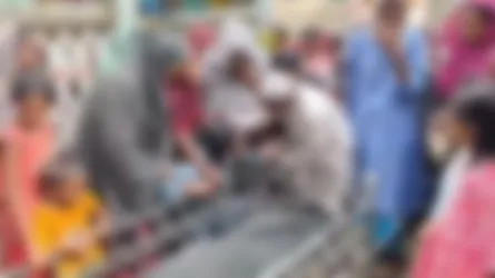 মাদারগঞ্জে সড়ক দুর্ঘটনায় প্রাণ গেল এইচএসসি পরীক্ষার্থীর বাবার