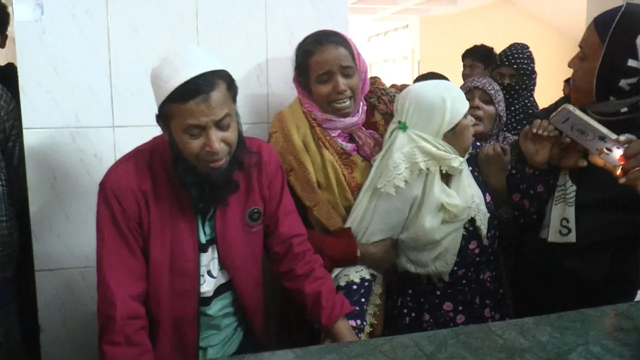 মাদারীপুরে নসিমনের চাকায় পিষ্ট হয়ে মোটরসাইকেল চালক নিহত