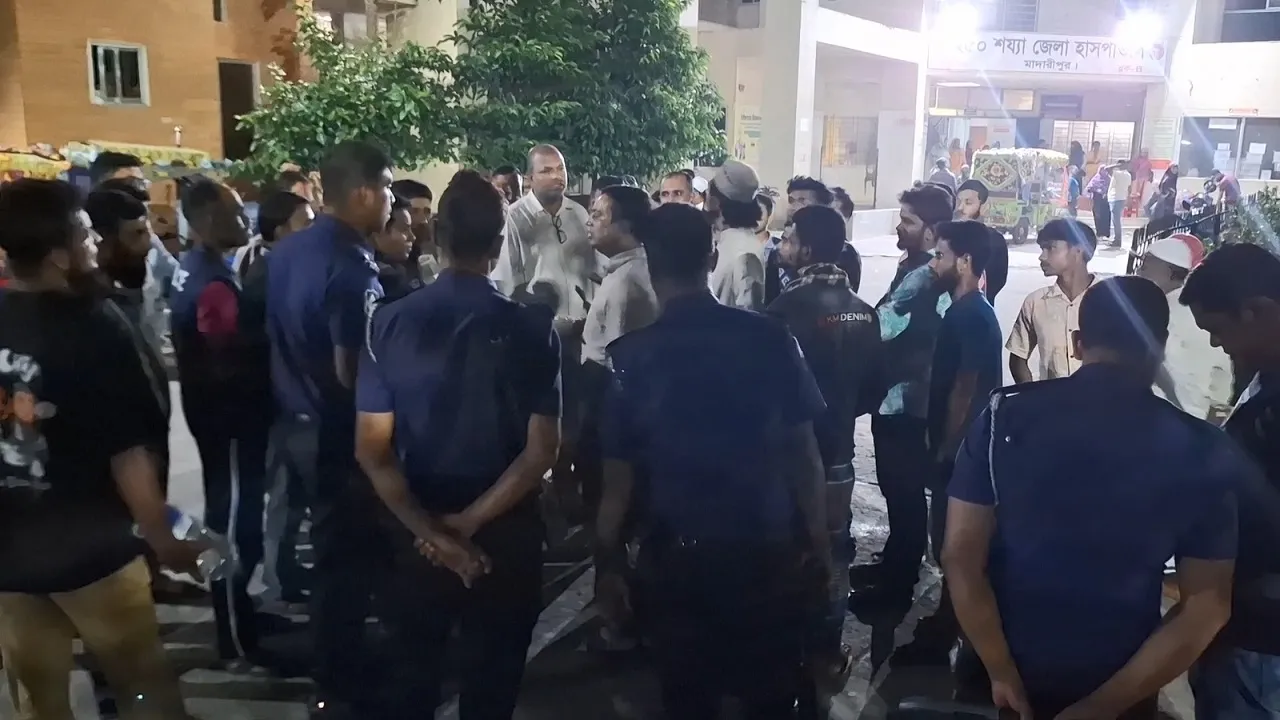 মাদারীপুরে মোটরসাইকেলের ধাক্কায় বাইসাইকেল চালক নিহত